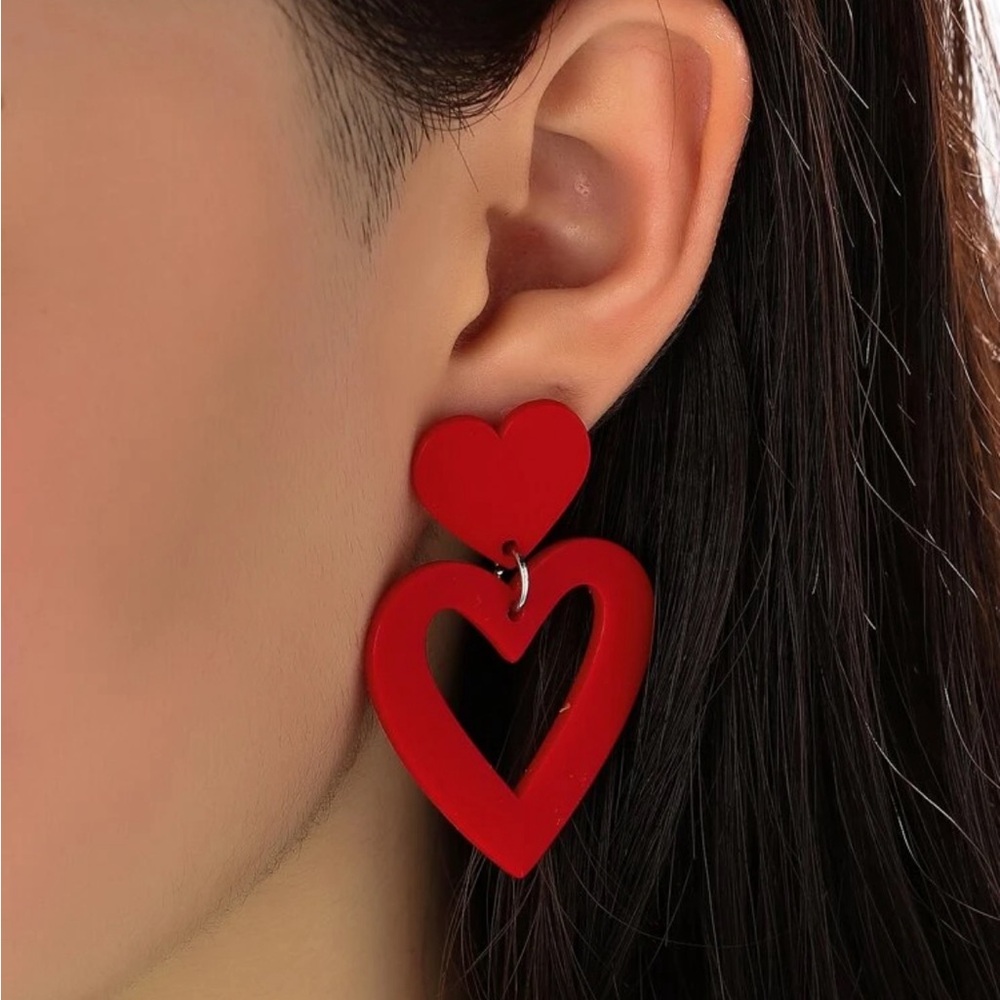 BRAND NEW: Cute Red Heart Earrings - Still in Packaging